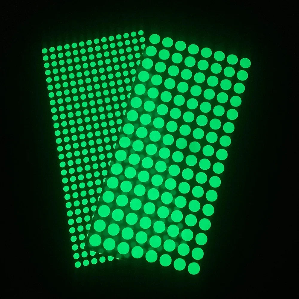 0.5 cm self-adhesive glow markers for darker stages and low-light playing